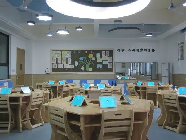 杭州西湖區(qū)第二批14個(gè)“未來(lái)教室”建成