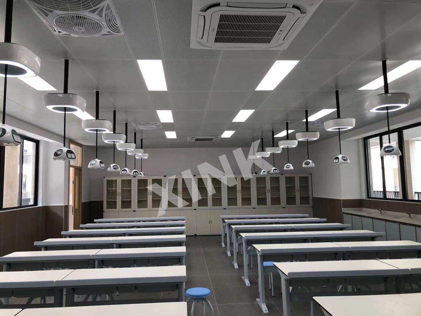 <a href='http://m.jinfengmiye.com/' target='1' style='font-size:14px; font-weight:bold; color:#0080ff;'>物理實驗室</a>